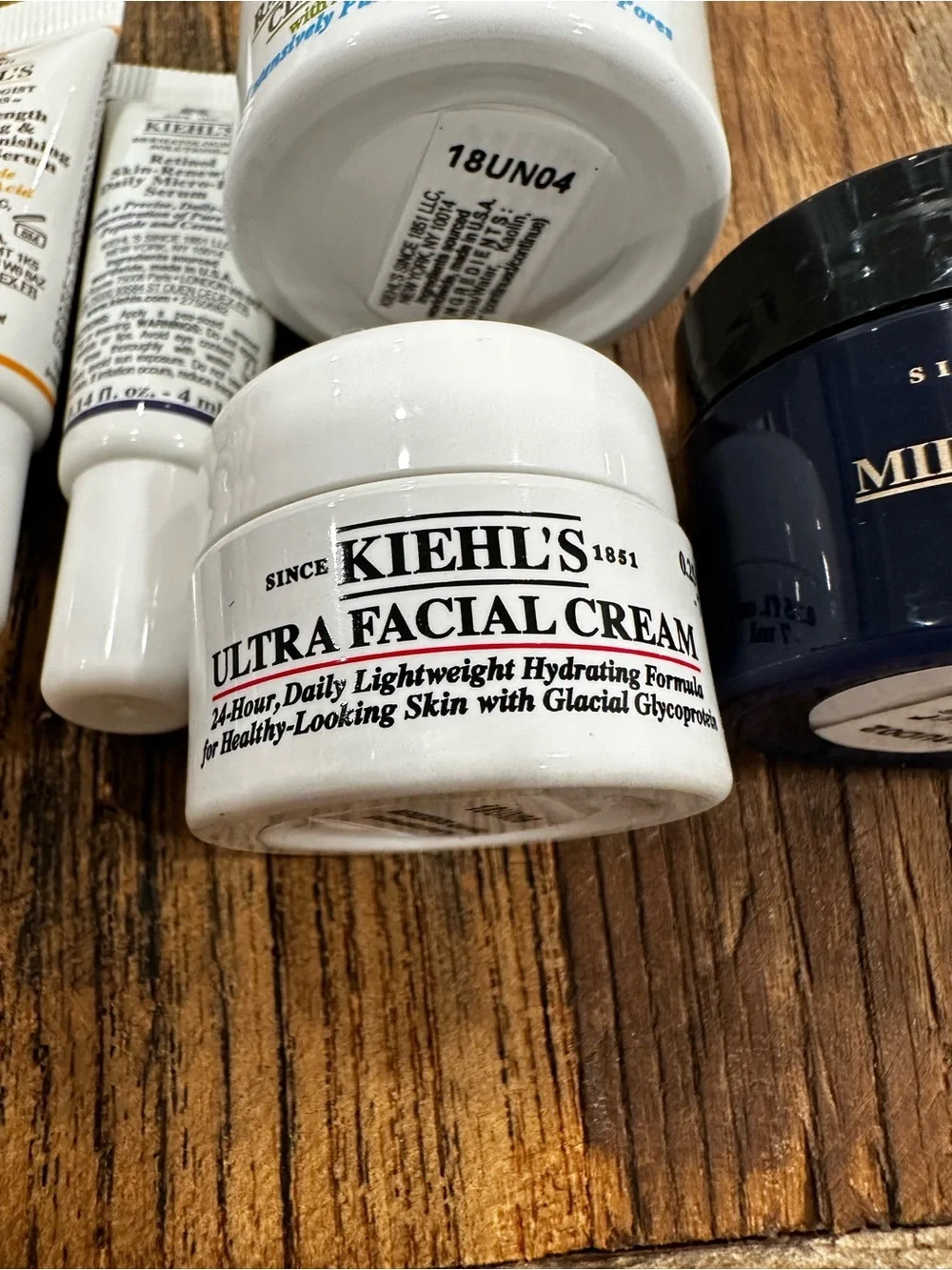 Kiehl's Skincare Collection - White, Navy, Brown several sample and small size - Picture 6 of 12